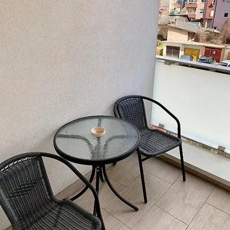 Saga Nikola's شقة *